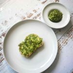 Butter-mit-Koriander-Petersilien-Paste